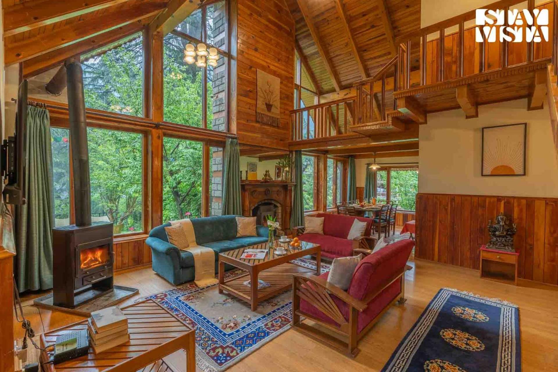 Villa Stayvista At Retreat With Lawn, Bonfire Manali (Himachal Pradesh)
